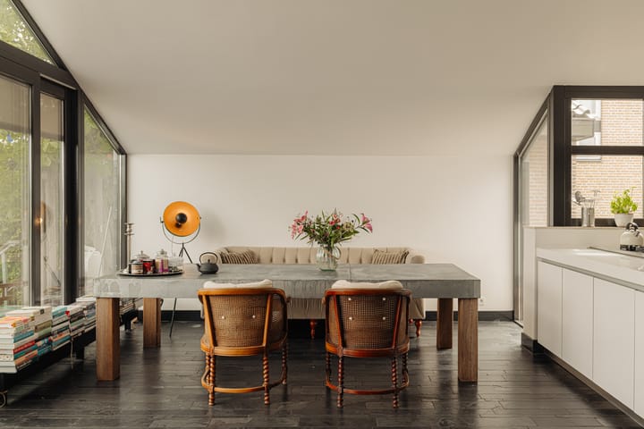 Vrijstaande woning te koop: Westmeerlaan 15, Roelofarendsveen