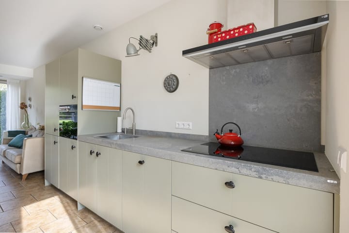 Tussenwoning te koop: Tromplaan 2, Voorthuizen