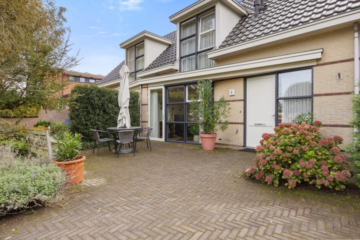 Tussenwoning te koop: Tromplaan 2, Voorthuizen