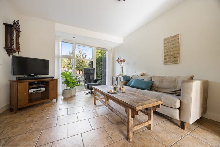 Tussenwoning te koop: Tromplaan 2, Voorthuizen