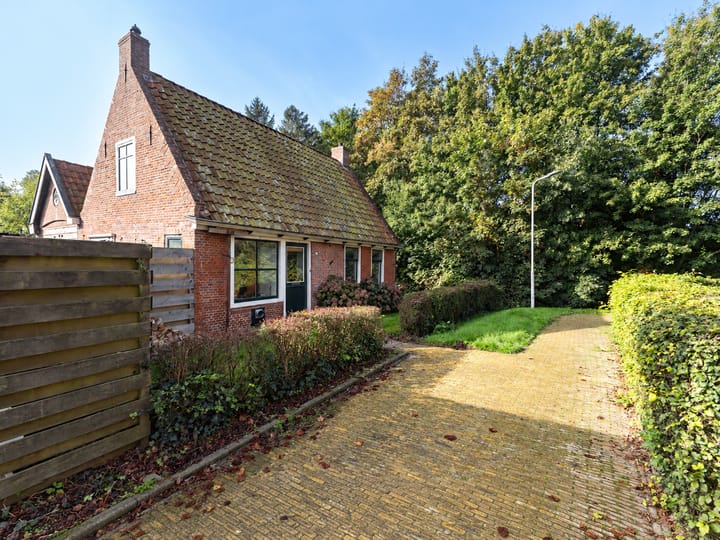 Vrijstaande woning te koop: Tsjerkepaad 2, Ingwierrum