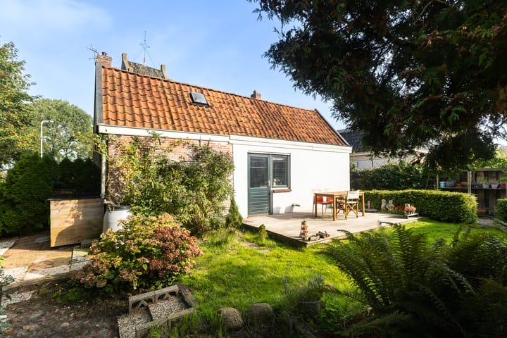 Vrijstaande woning te koop: Tsjerkepaad 2, Ingwierrum