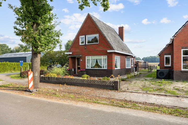 Photo 4 of Meenteweg 67