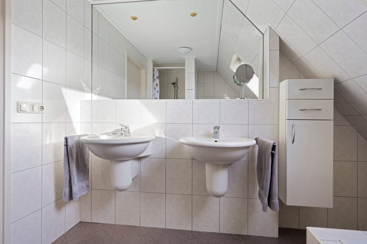 Vrijstaande woning te koop: de Terp 5, Sneek