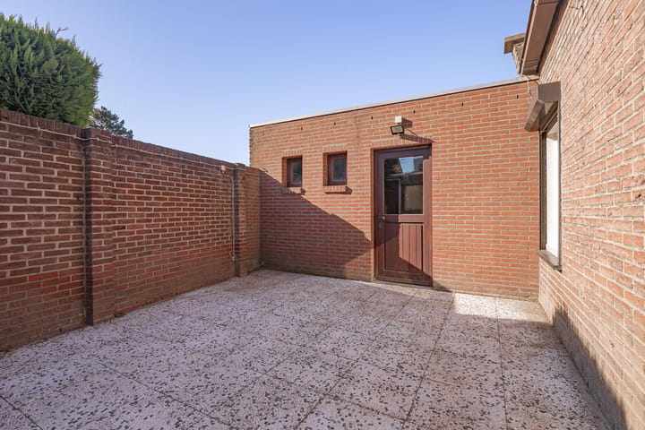 Vrijstaande woning te koop: Hoogenweg 10, Stein