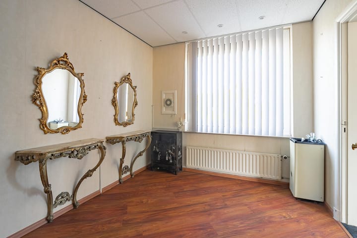 Vrijstaande woning te koop: Hoogenweg 10, Stein