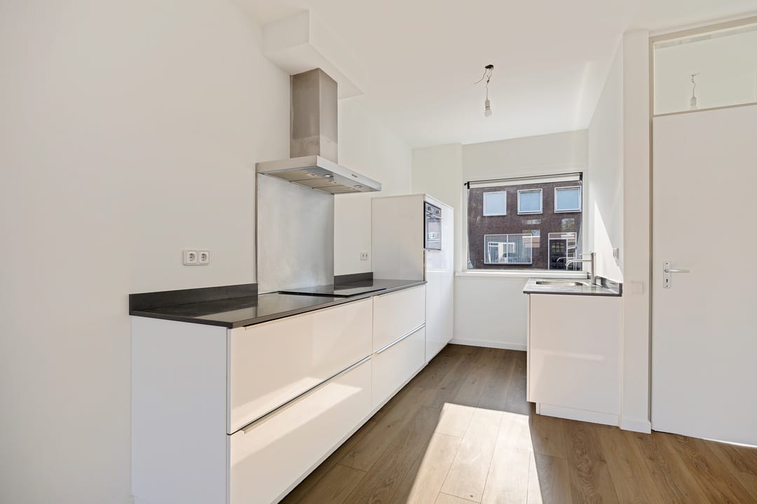 Photo 11 of Asterstraat 37