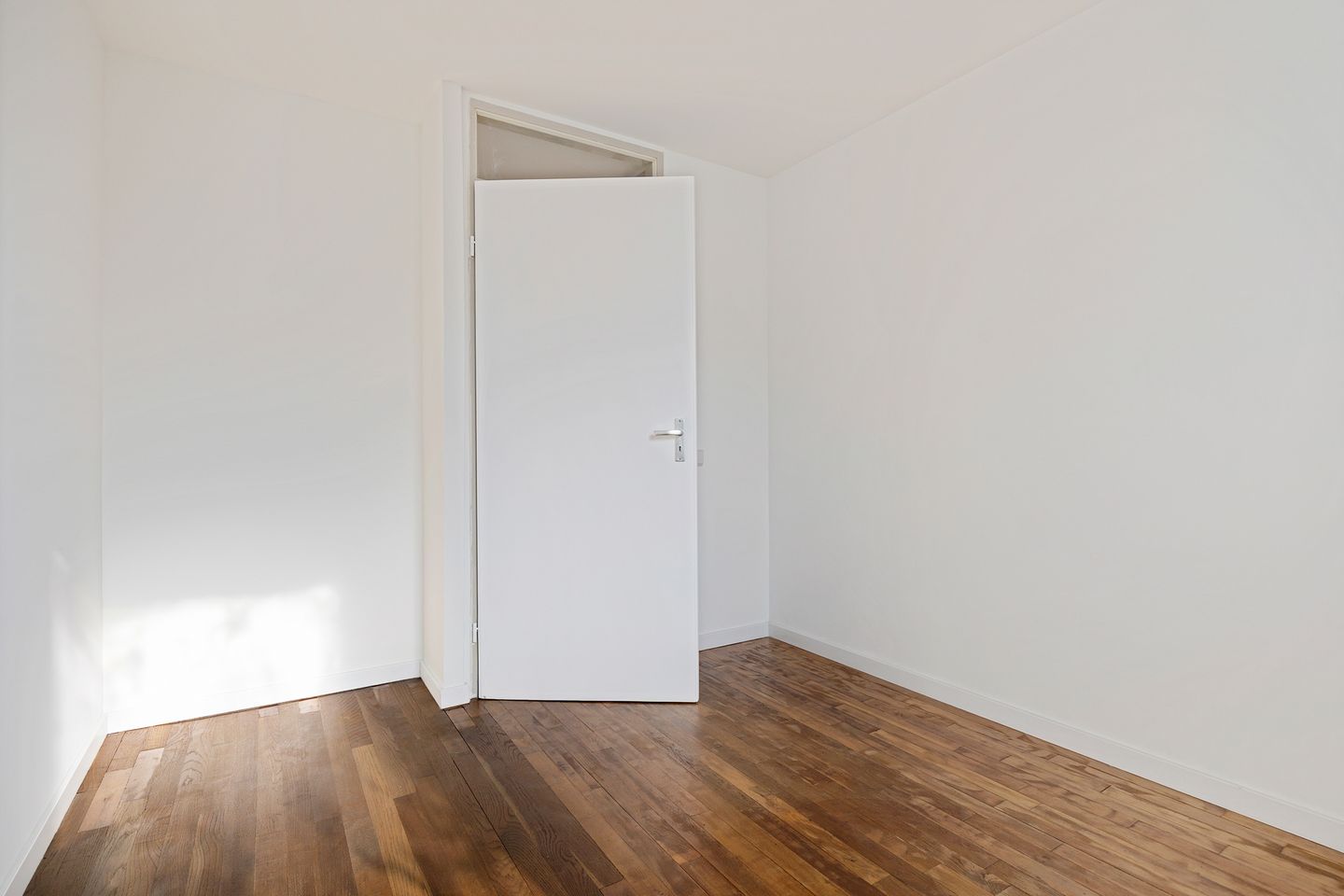 Photo 19 of Asterstraat 37