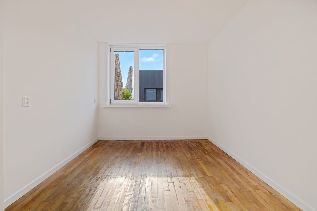 Photo 32 of Asterstraat 37