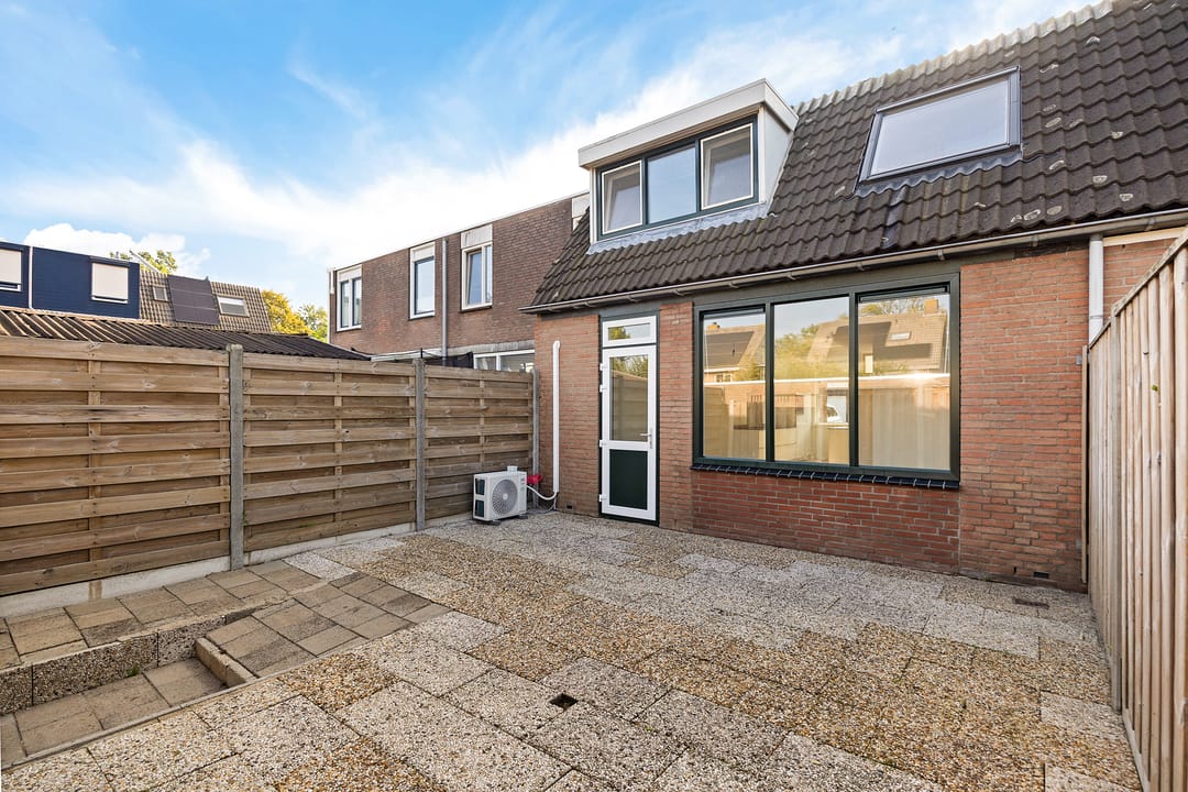 Photo 41 of Asterstraat 37