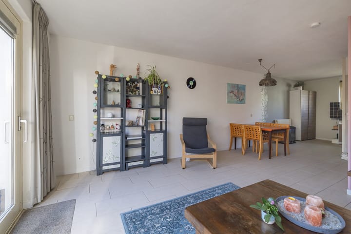 Tussenwoning te koop: Malachietstraat 73, Almere