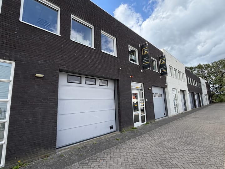 Van Dijklaan 17-s, Waalre