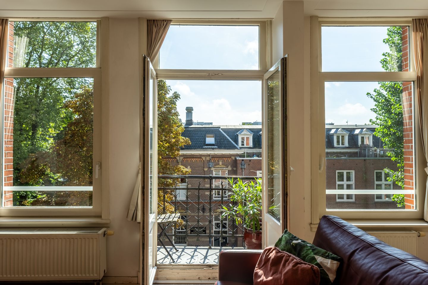 Photo 5 of Domselaerstraat 35-3