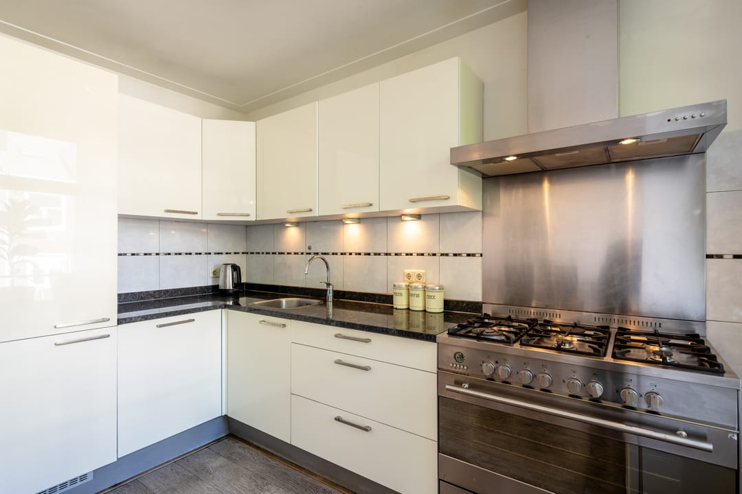 Photo 13 of Domselaerstraat 35-3