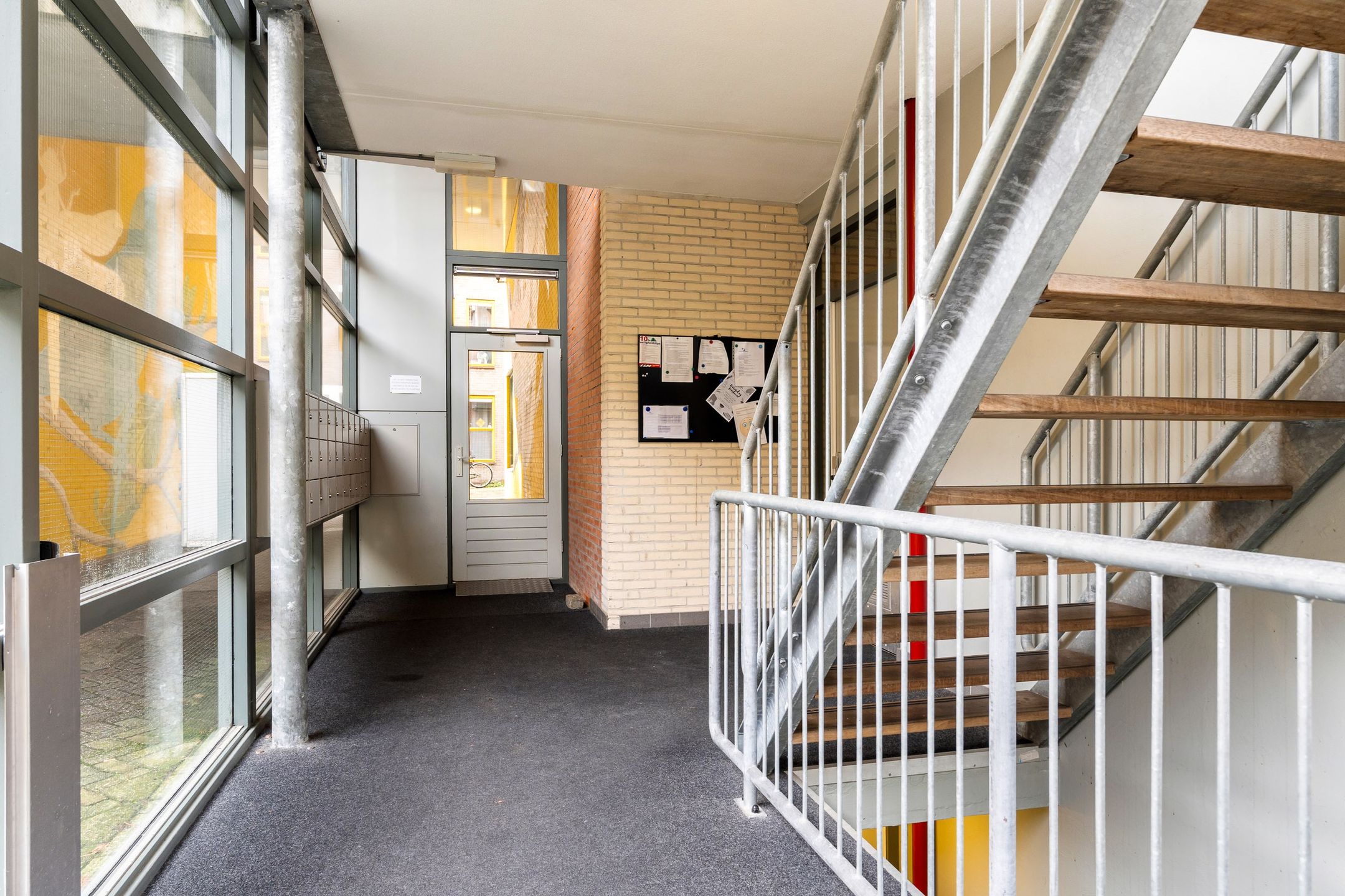 Photo 12 of Minnemastraat 52