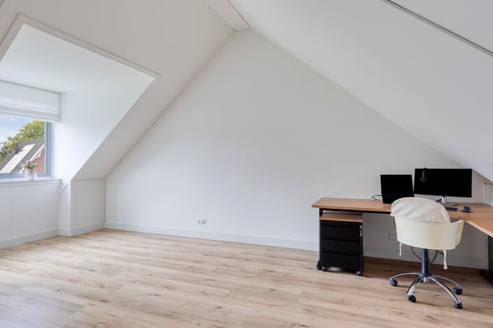 Tussenwoning te koop: Tinbergenplantsoen 37, Zaltbommel