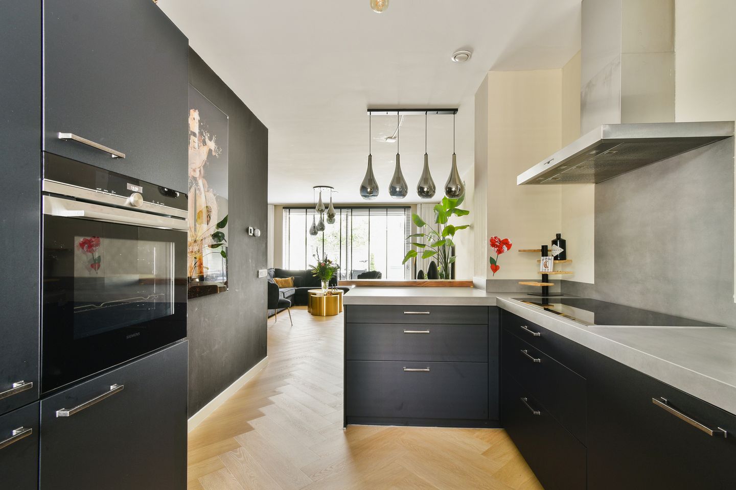 Photo 5 of Catharinastraat 18