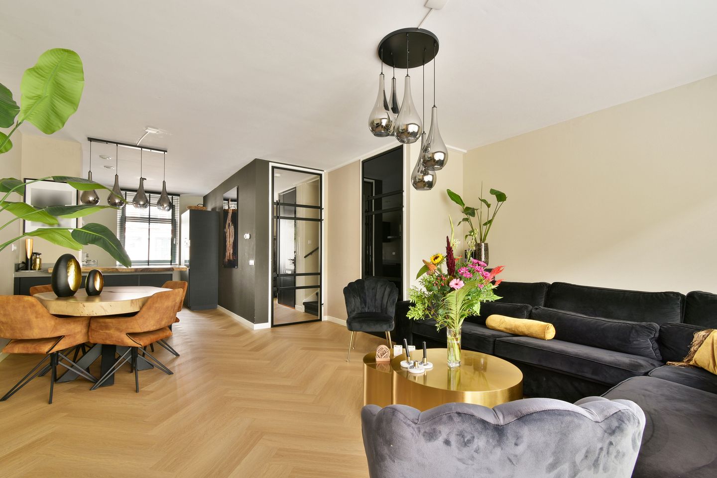 Photo 4 of Catharinastraat 18