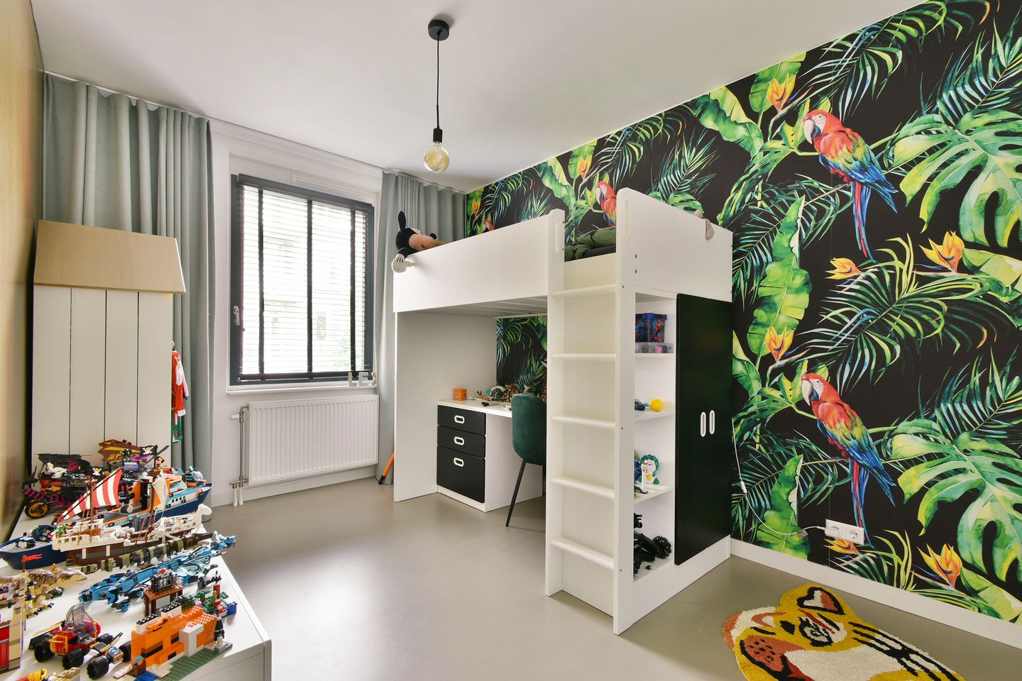 Photo 19 of Catharinastraat 18