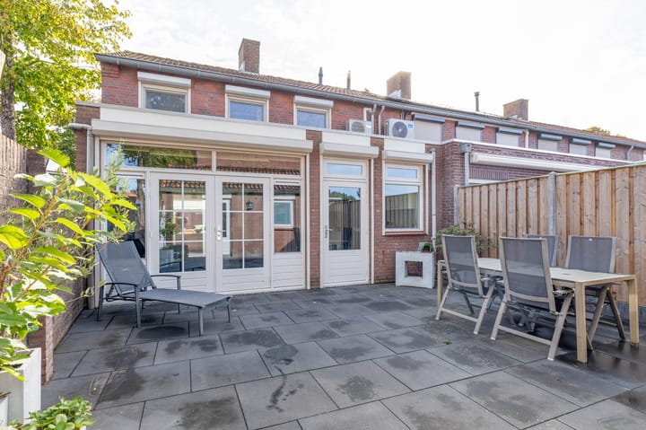 Photo 3 of Beatrixstraat 35