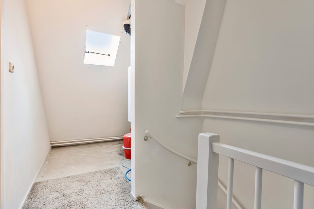 Photo 26 of Adelaertstraat 13