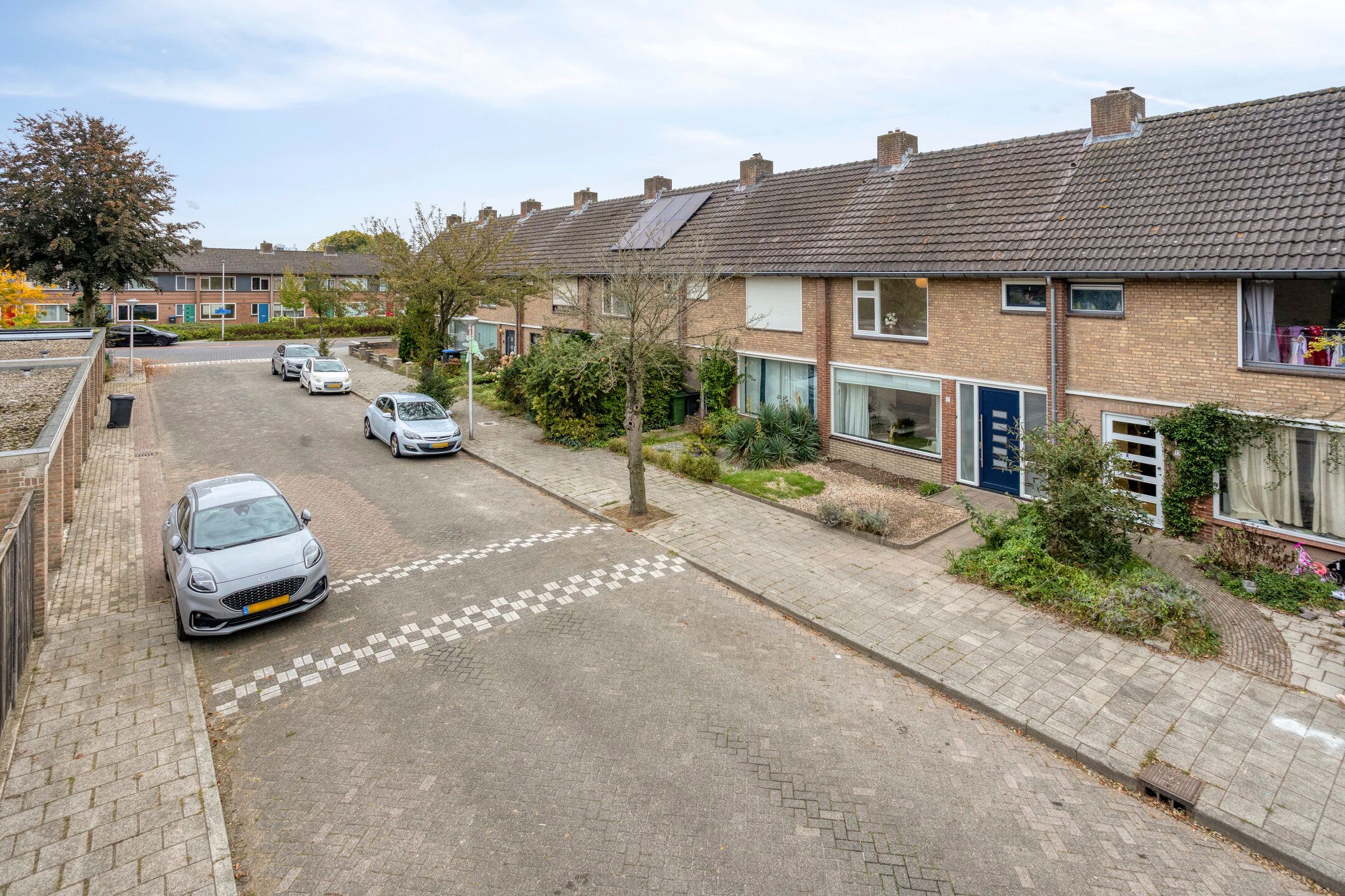 Photo 39 of Adelaertstraat 13