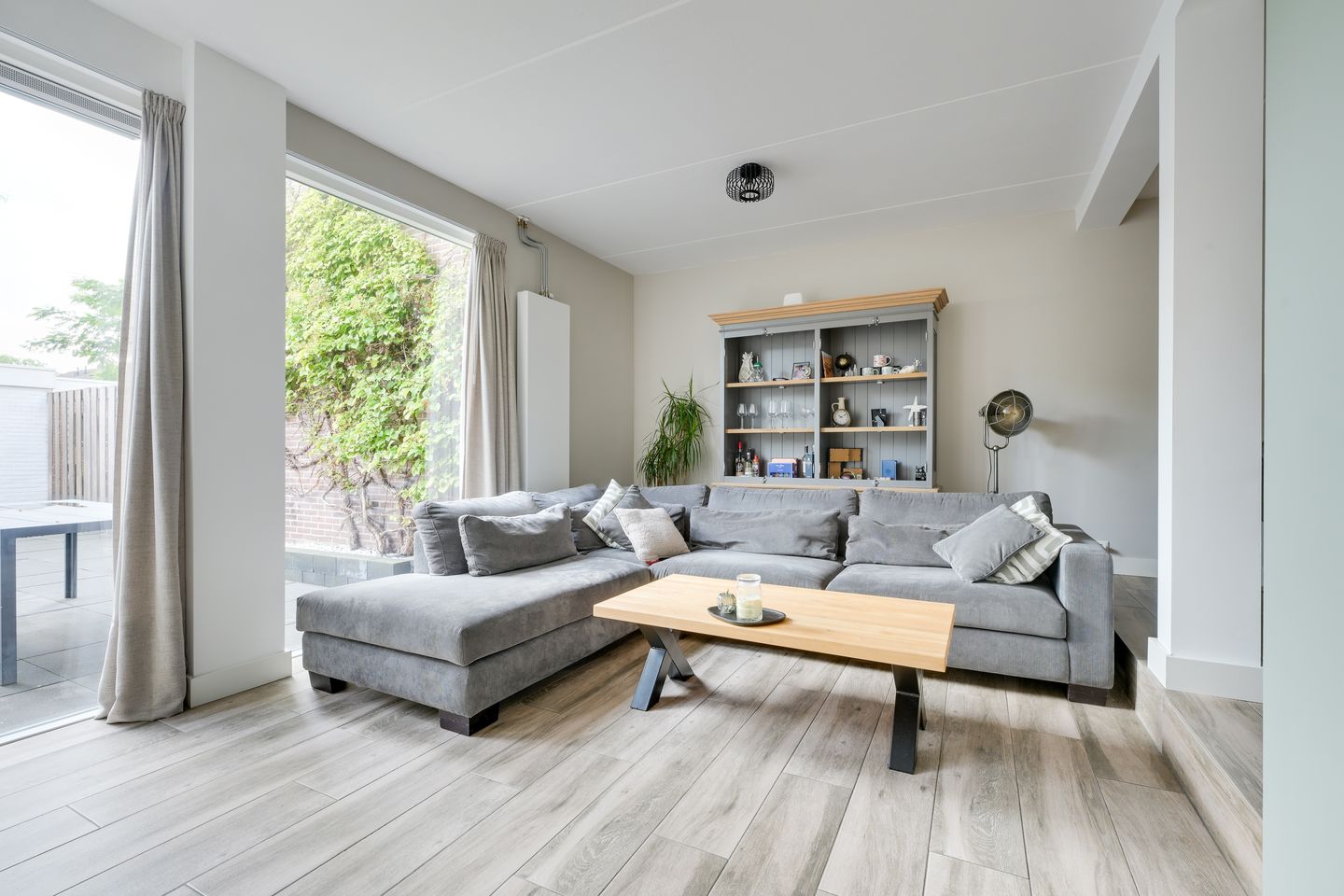 Foto 10 van Loodglans 4