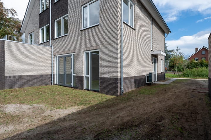 Twee-onder-één-kap te koop: Jac Catsstraat 70A, Putten