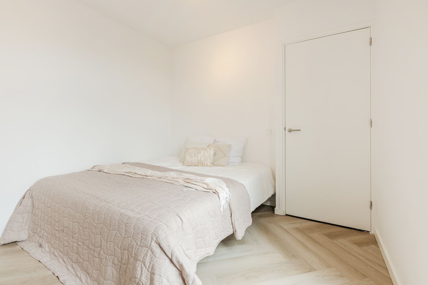 Photo 14 of Wouwsestraat 7-A