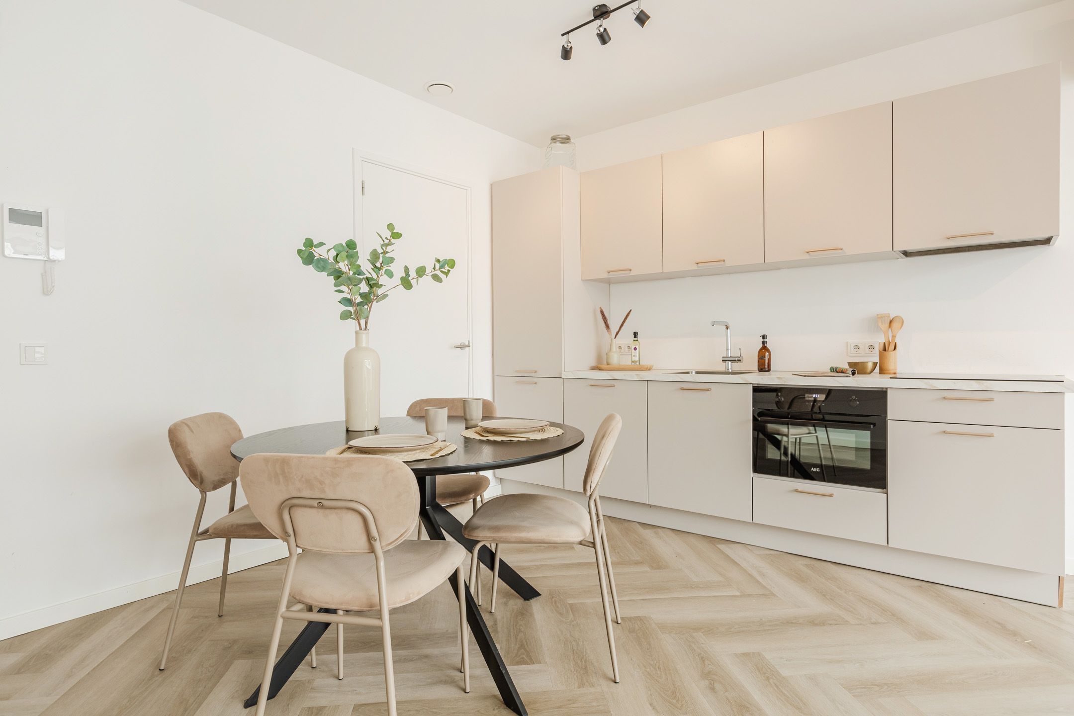 Photo 9 of Wouwsestraat 7-A