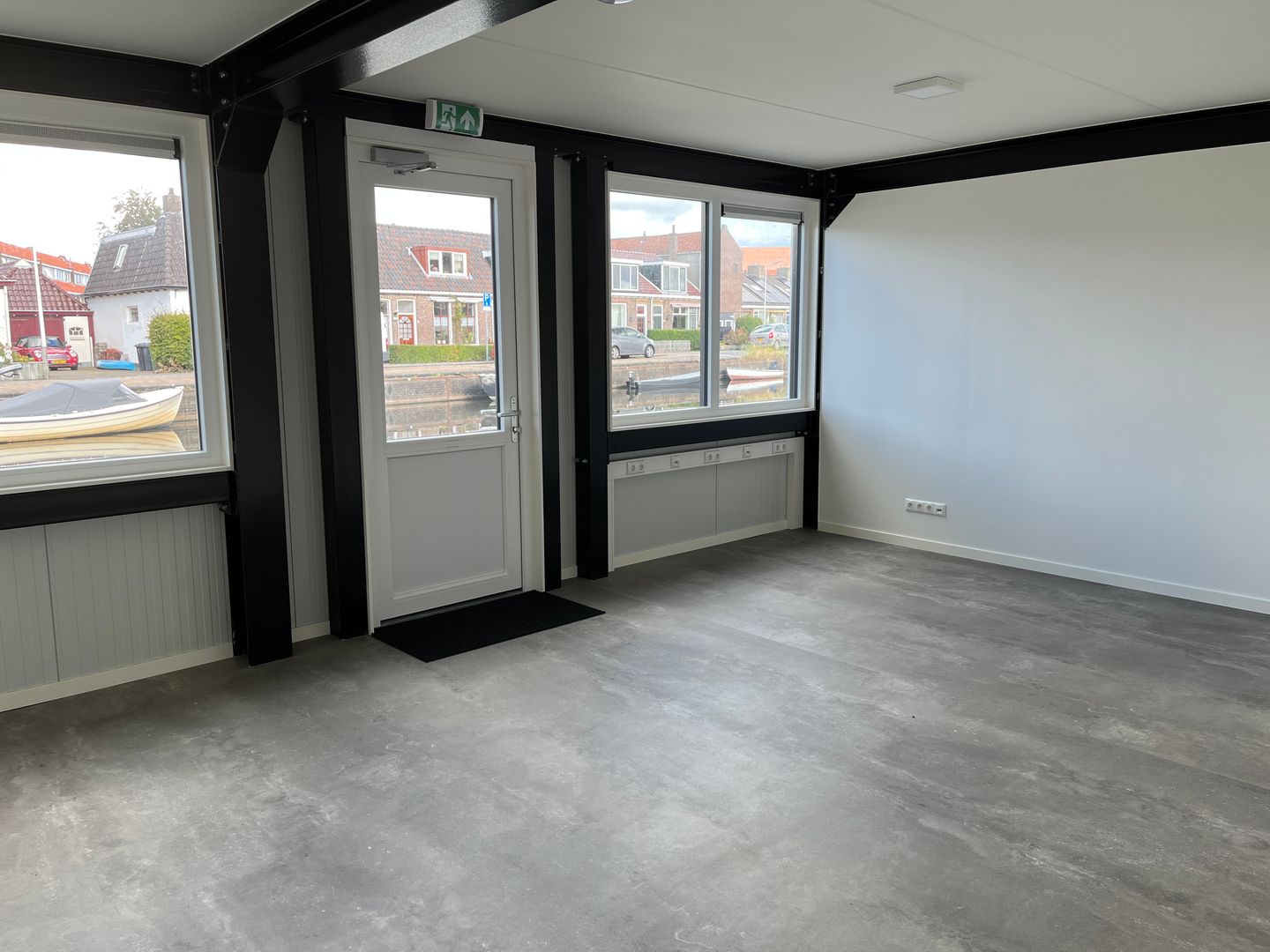 View photo 3 of Selfhelpweg 7