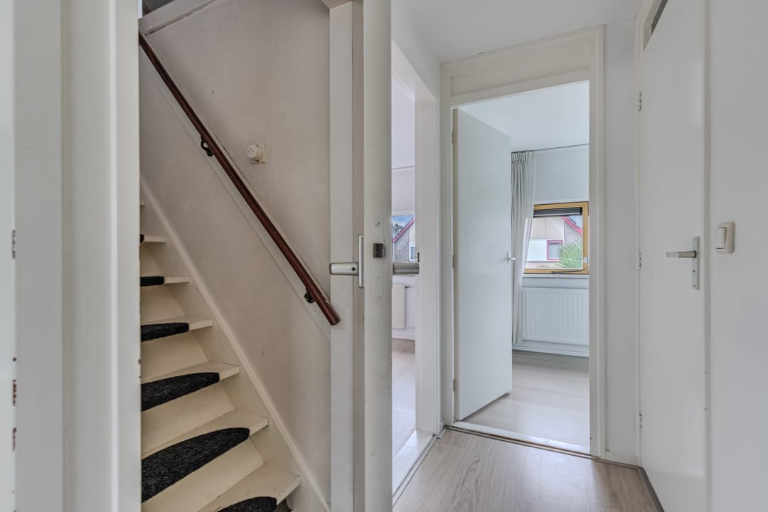 Foto 16 van F. Domela Nieuwenhuisstraat 47