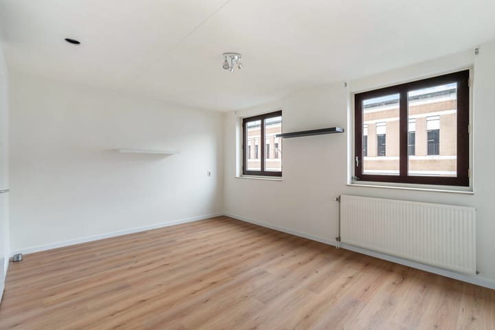 Tussenwoning te huur: Boterstraat 43, Schiedam