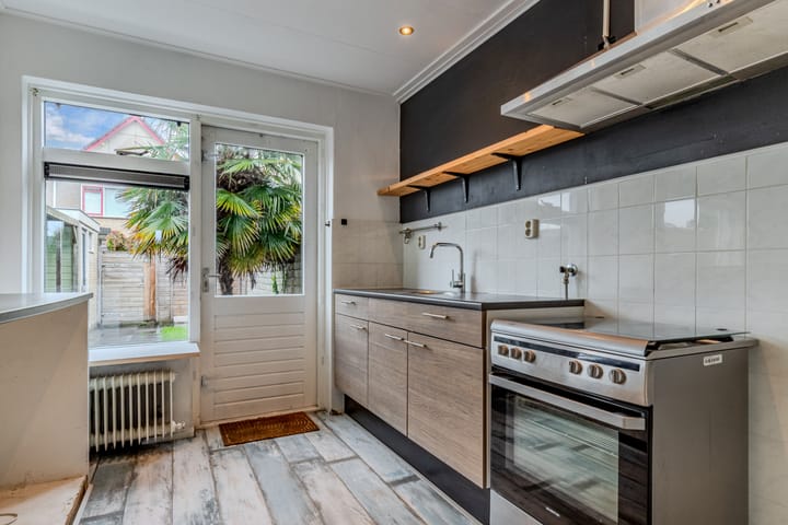 Tussenwoning te koop: F. Domela Nieuwenhuisstraat 47, Harlingen