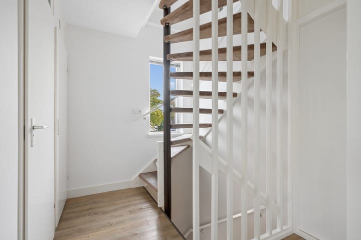 Twee-onder-één-kap te koop: Corlaerstraat 17, Nijkerk