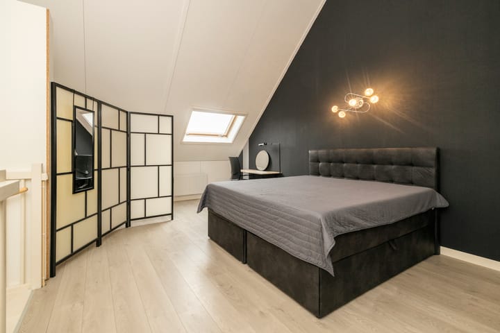 Tussenwoning te koop: Van Bergenhenegouwenlaan 3, Poeldijk