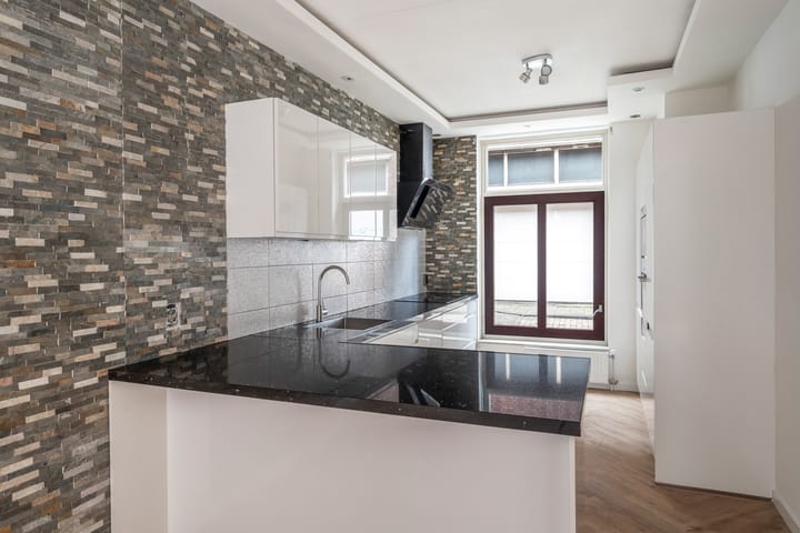 Photo 4 of Boterstraat 43
