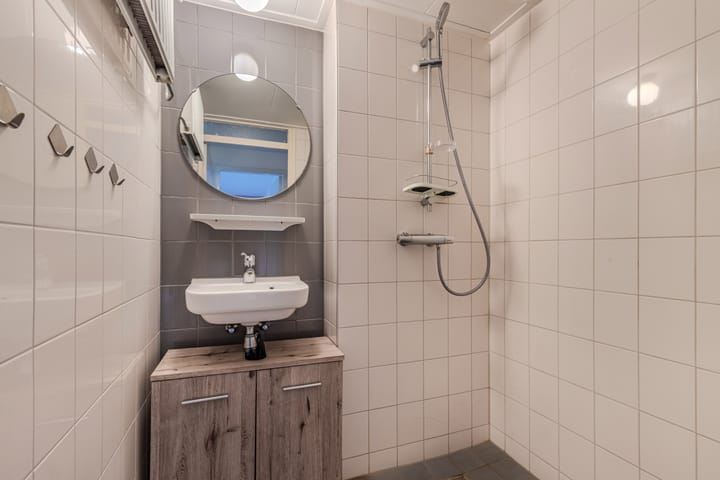 Tussenwoning te koop: F. Domela Nieuwenhuisstraat 47, Harlingen