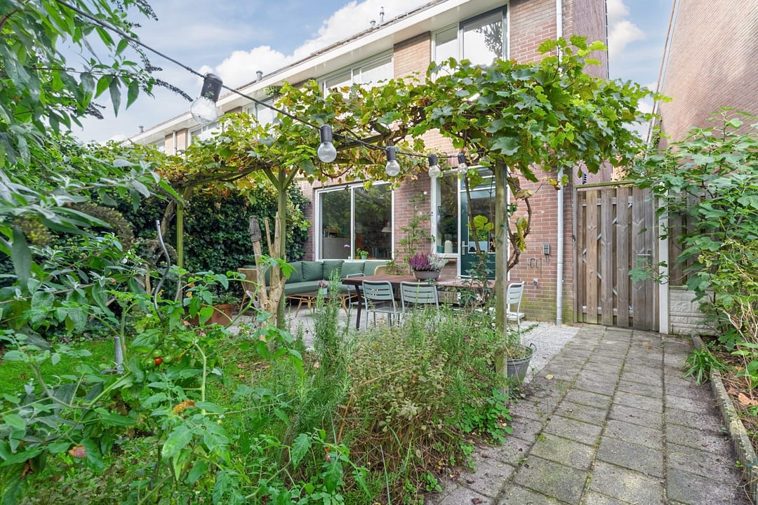Photo 17 of P.L. Takstraat 20