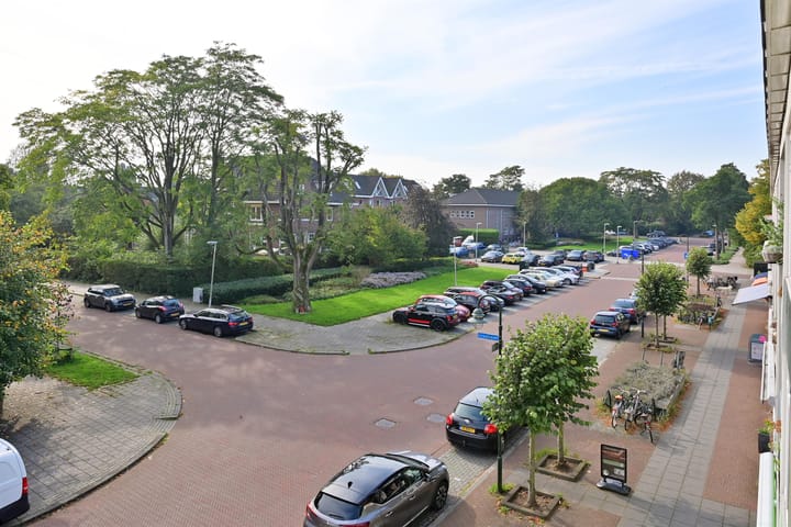 Appartement te huur: H. Kamerlingh Onnesweg 51B, Bussum