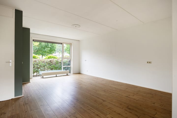 Tussenwoning te koop: Dorprichterstraat 23, Oosterwolde (Fr)