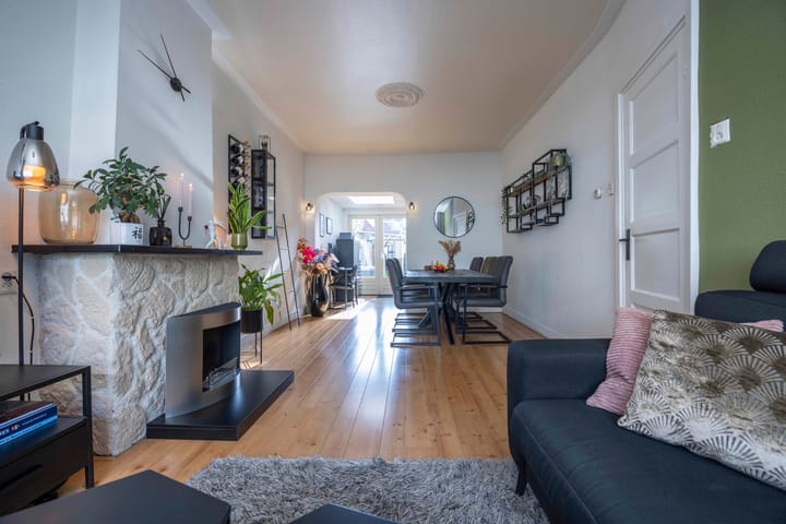 Tussenwoning te koop: Jan Maurits van Nassaustraat 12, Tilburg