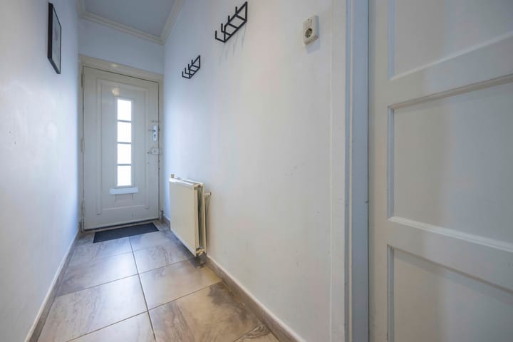 Tussenwoning te koop: Jan Maurits van Nassaustraat 12, Tilburg