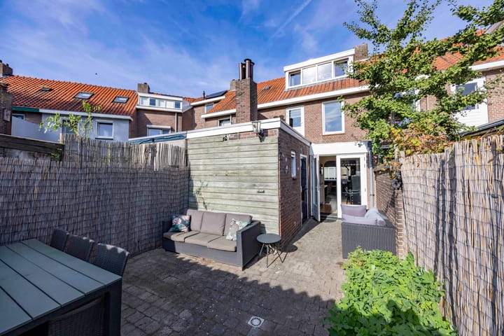 Tussenwoning te koop: Jan Maurits van Nassaustraat 12, Tilburg