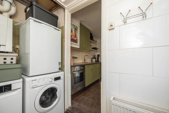 Tussenwoning te koop: Jan Maurits van Nassaustraat 12, Tilburg