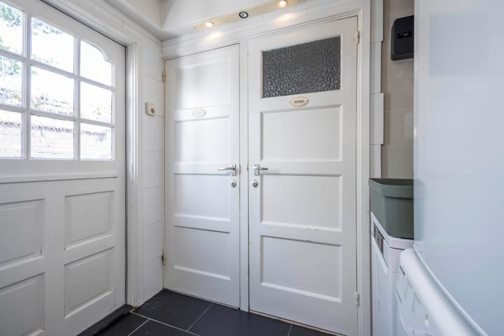 Tussenwoning te koop: Jan Maurits van Nassaustraat 12, Tilburg