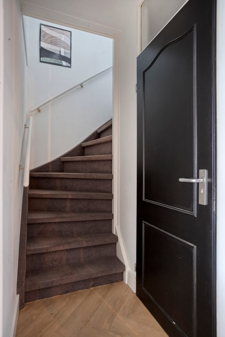 Hoekwoning te koop: Burgemeester van Heesbeenstraat 36, Vlijmen