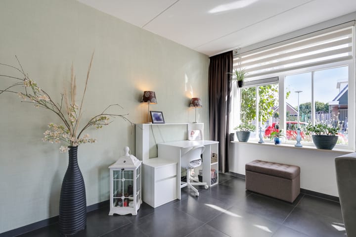 Twee-onder-één-kap te koop: Brummelhof 35, Azewijn