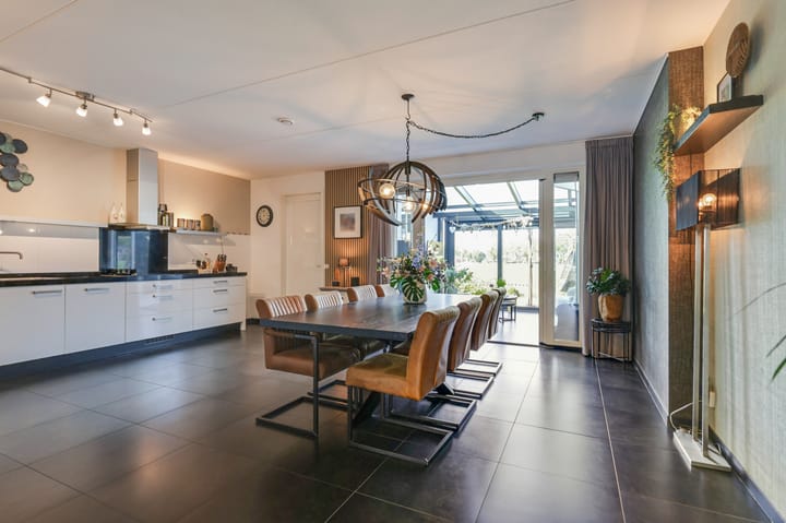 Twee-onder-één-kap te koop: Brummelhof 35, Azewijn