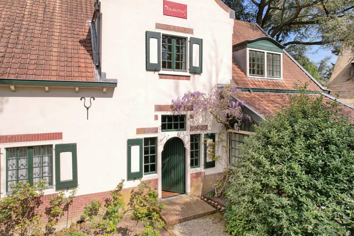 Vrijstaande woning te koop: Generaal Foulkesweg 85, Wageningen